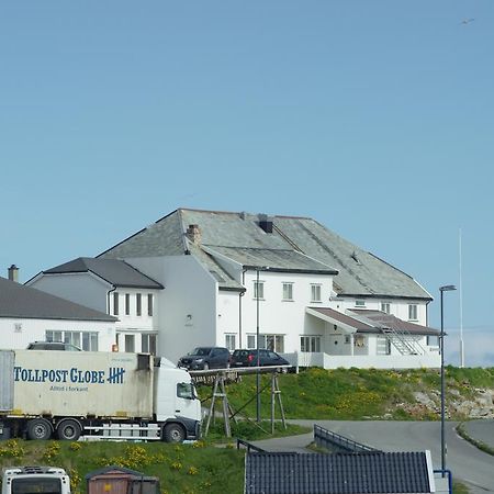Fiskarheimen Havly, Rost Hotel Bagian luar foto