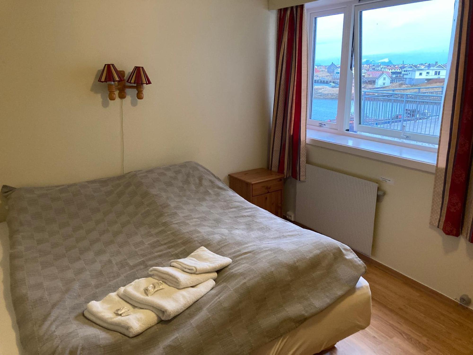 Fiskarheimen Havly, Rost Hotel Bagian luar foto