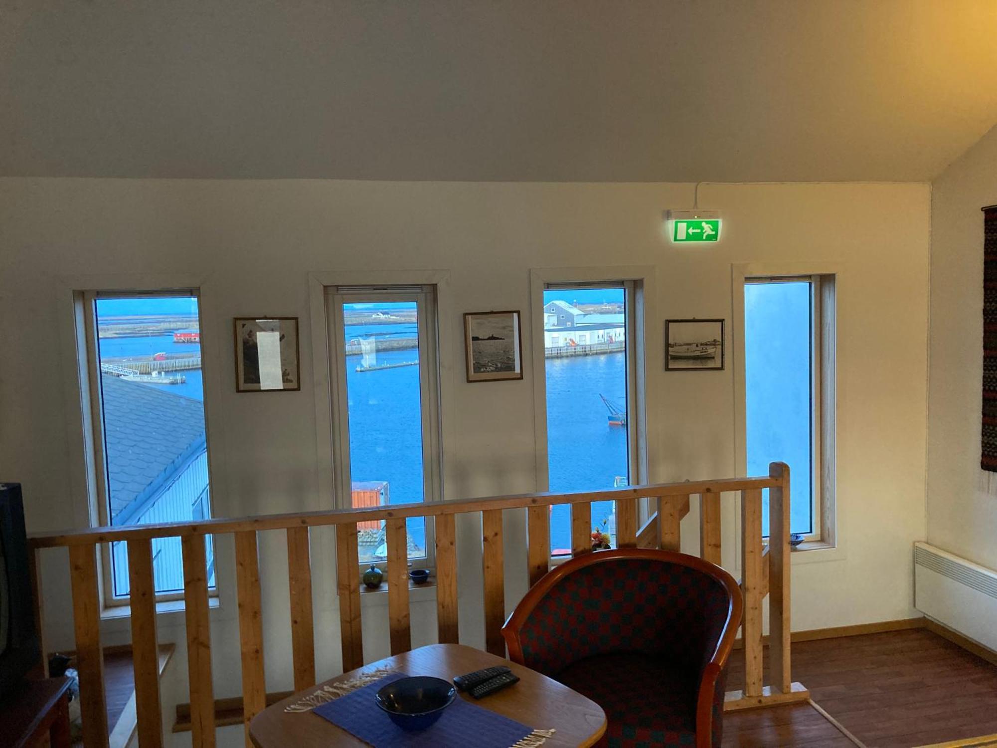 Fiskarheimen Havly, Rost Hotel Bagian luar foto