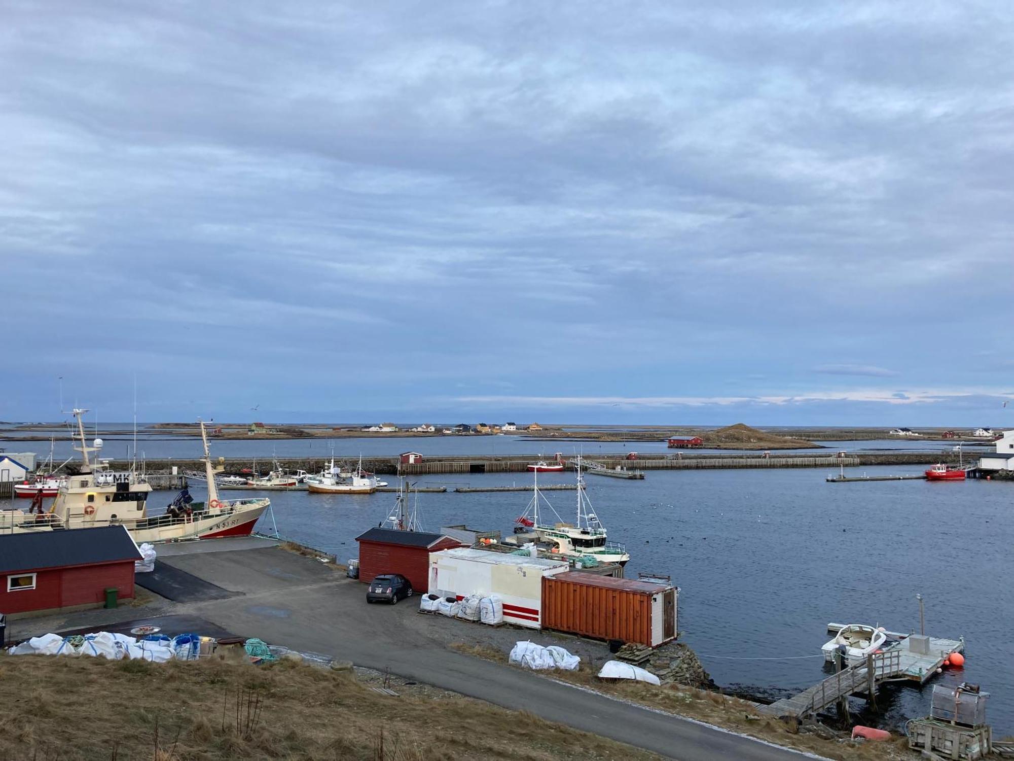Fiskarheimen Havly, Rost Hotel Bagian luar foto