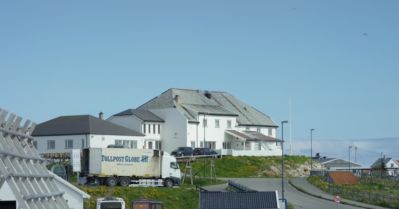 Fiskarheimen Havly, Rost Hotel Bagian luar foto