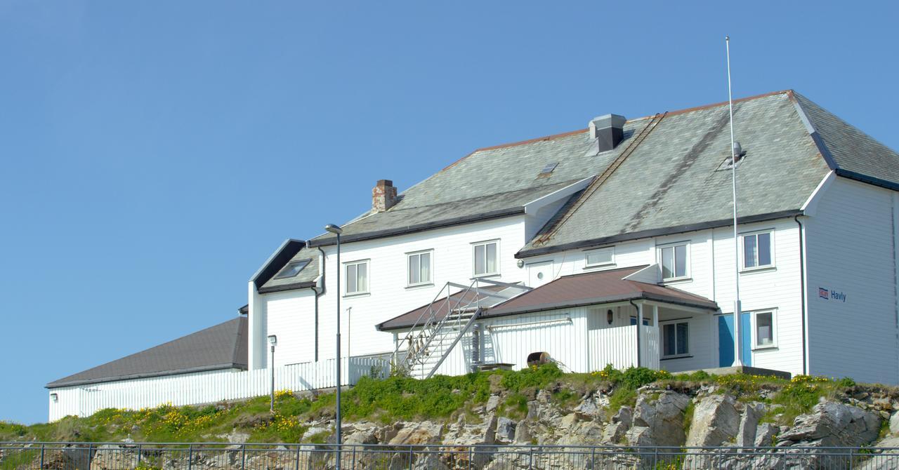 Fiskarheimen Havly, Rost Hotel Bagian luar foto