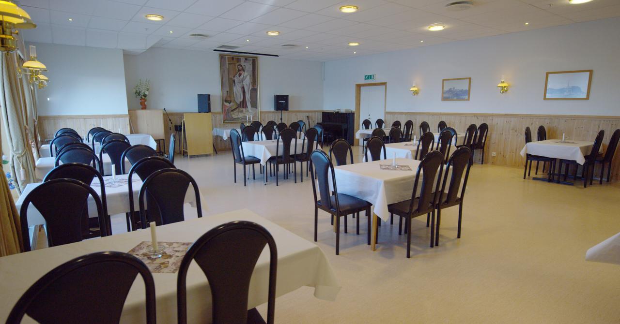 Fiskarheimen Havly, Rost Hotel Bagian luar foto